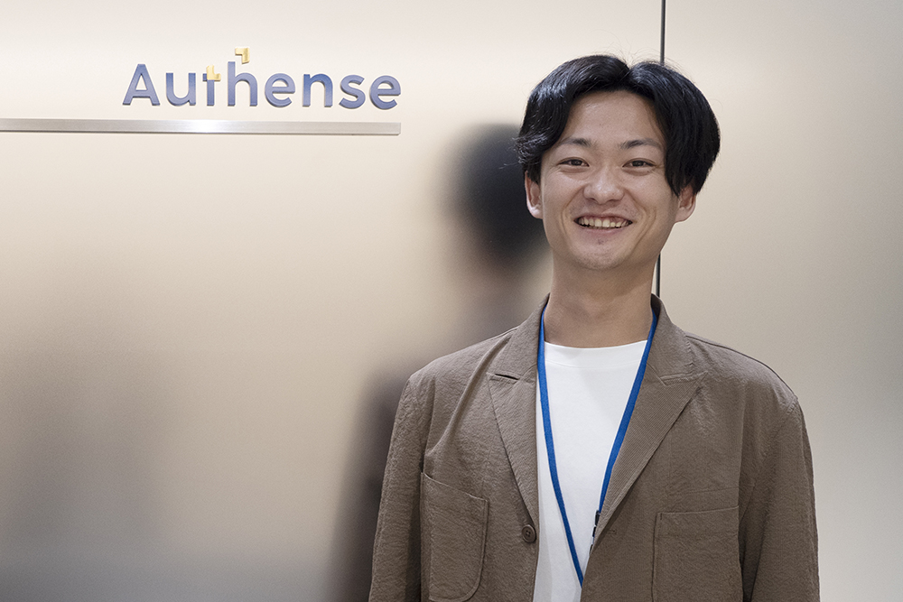 電話問い合わせの可視化で、デジタルマーケティングの成果計測基盤を確立